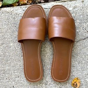 Madewell Boardwalk Post Slides